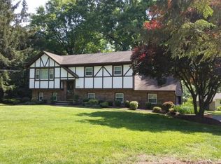 940 Knollwood Ct, Plainfield, NJ 07062