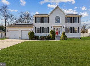 902 Rural Ave, Voorhees, NJ 08043