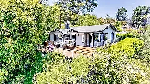 2597 Dearborn Dr — Photo 3