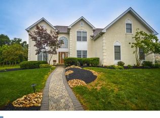 121 Danby Ct, Churchville, PA 18966
