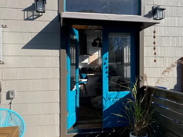 2362 San Pablo Ave, Berkeley, CA 94702