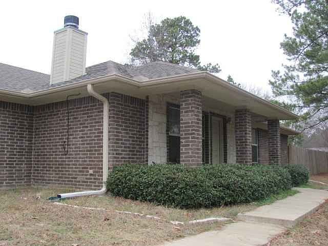 1st image of 1315 Terre Haute Dr