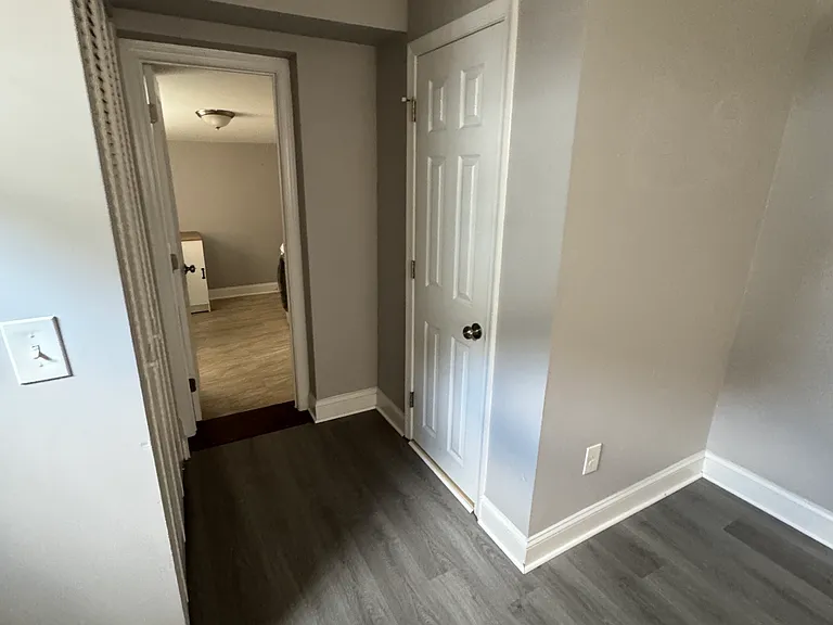 814 Foxwell Rd — Photo 8