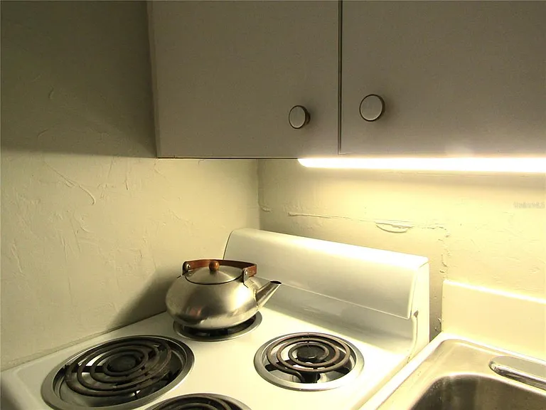 3553 Longmeadow #27 — Photo 13