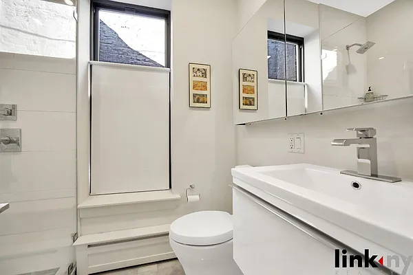 Sold by Link NY Realty | media 12