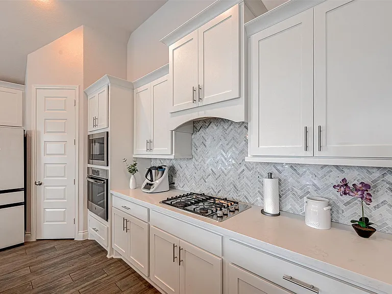 3510 Auburn Creek Cir — Photo 35