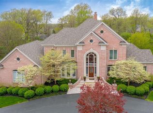 17 Manderleigh Est, Saint Louis, MO