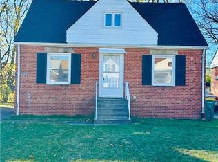20510 Mountville Dr, Maple Heights, OH 44137