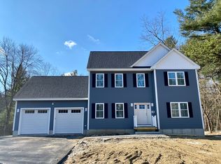 248 Dunstable Rd, North Chelmsford, MA 01863