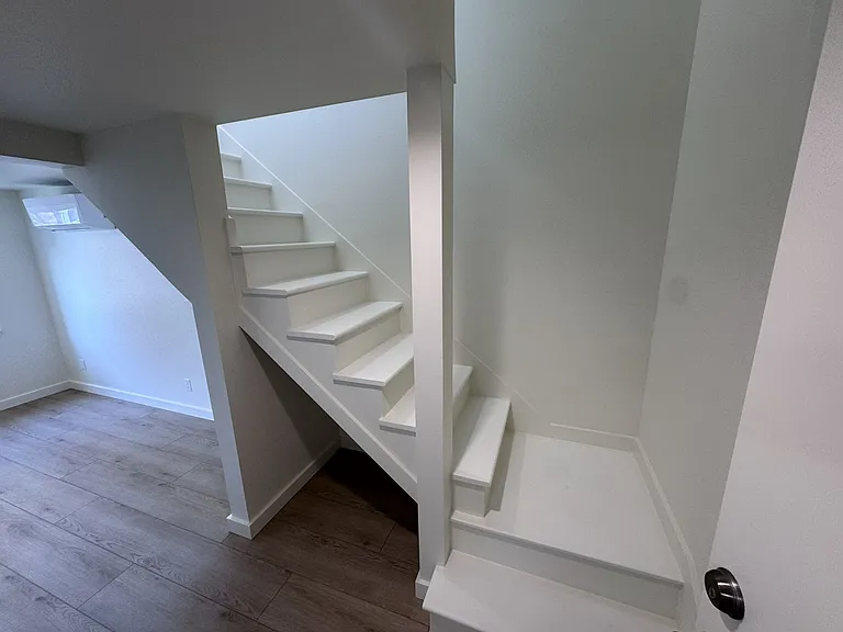 1008 Jenkins St — Photo 2