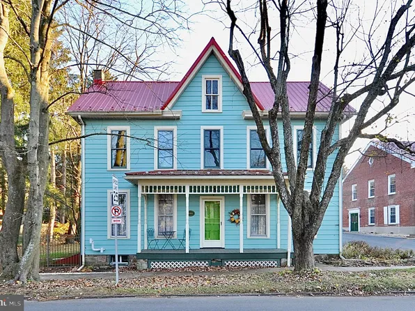 144 W Pine Grove Rd, Pine Grove Mills, PA 16868