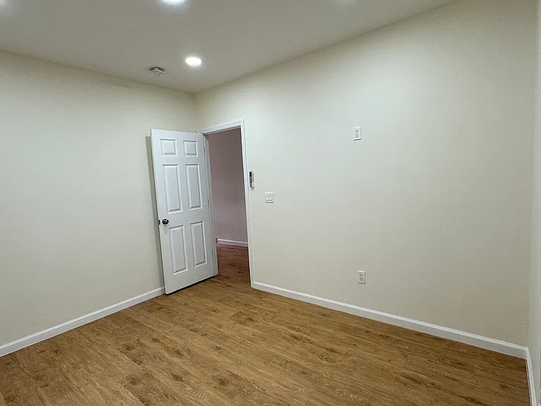 92 Bloomfield Ave #1 — Photo 7
