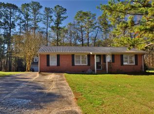 880 Brackett Rd, Marietta, GA 30066