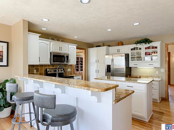 2nd image of 7240 Woody Creek Ln