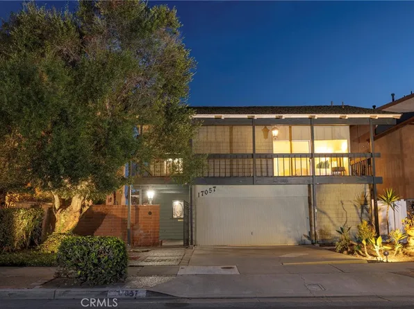 17057 Edgewater Ln, Huntington Beach, CA 92649