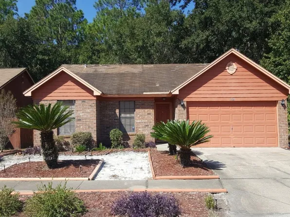 11326 Island Shore Dr W, Jacksonville, FL 32218