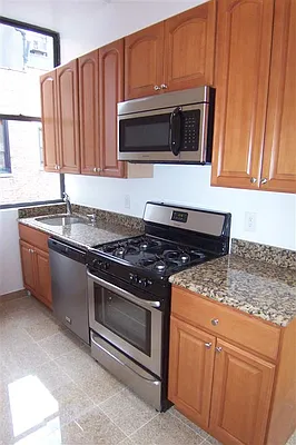 Rented by Susan Finkel, LREB | media 27