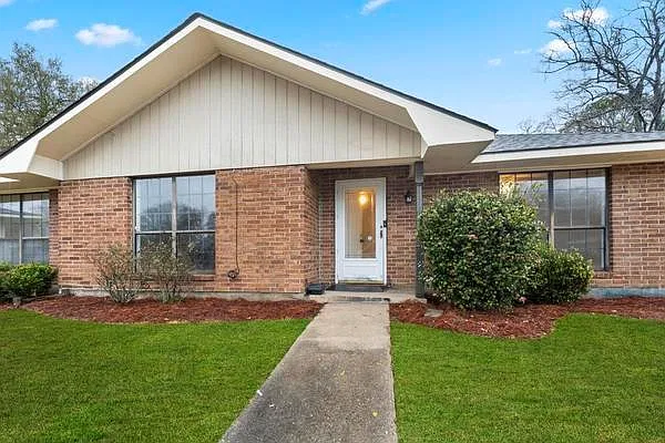 3028 Richwood Cir