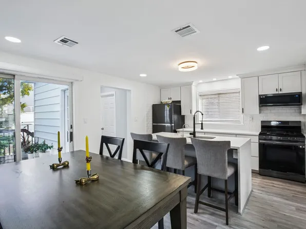 53 Cottage Street image 4 of 21