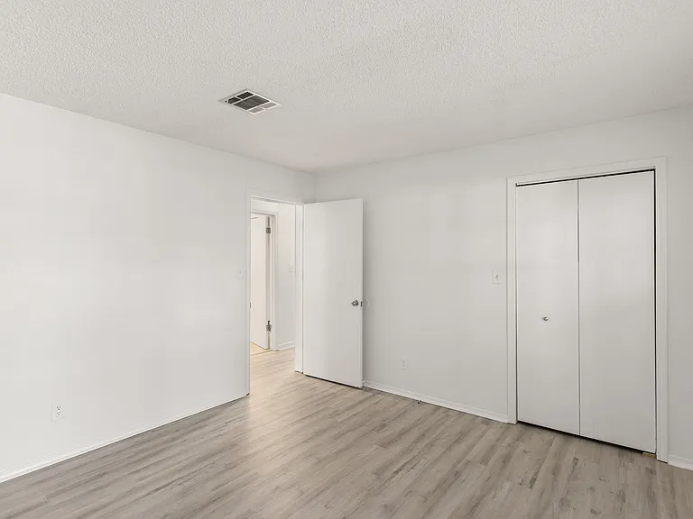 334 Calhoun Ave — Photo 57