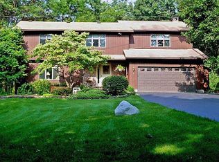 9 Chili Riga Townline Rd, Churchville, NY 14428