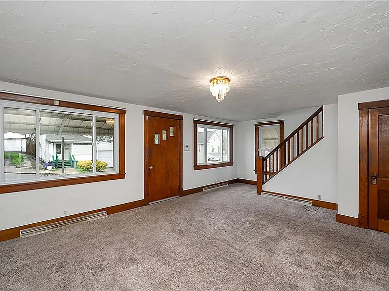 217 American Ave — Photo 9
