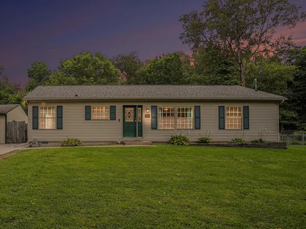 359 Elliot Rd, Kalamazoo, MI 49048