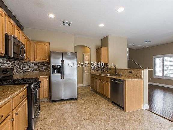 5th image of 272 Green Peace Ct