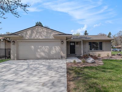 29555 Heritage Ln, Southfield, MI, 48076