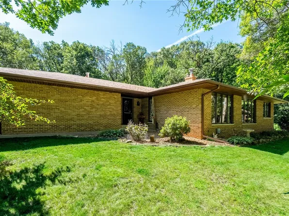 E1355 Woodridge Drive, Eau Claire, WI 54701