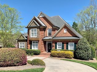 2181 Cherrywood Dr, Clemmons, NC 27012