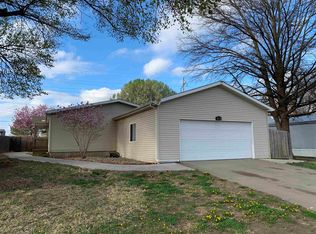 4216 E Jonquil Cir, Wichita, KS 67210