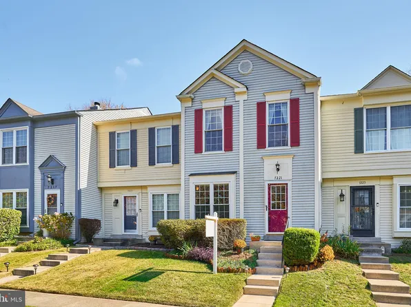 7221 Stover Ct, Alexandria, VA 22306