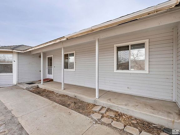 5th image of 1581 Shirley St