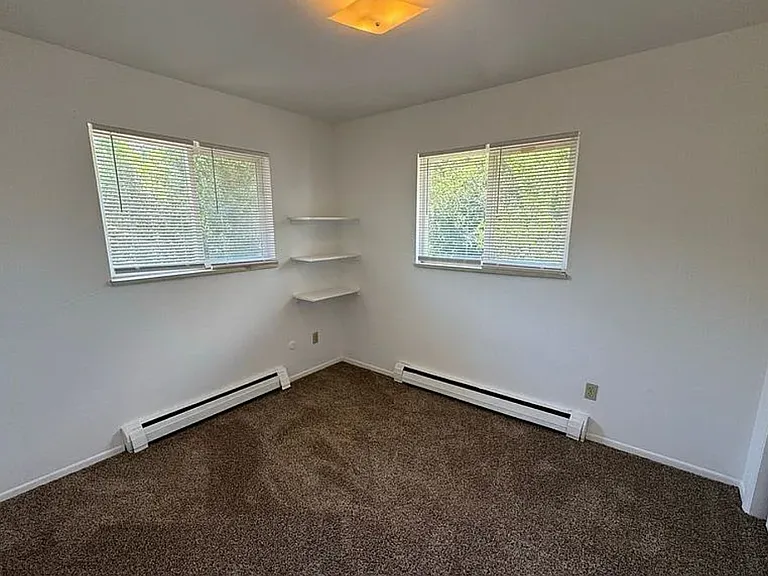 321 Bonnie Ct — Photo 11
