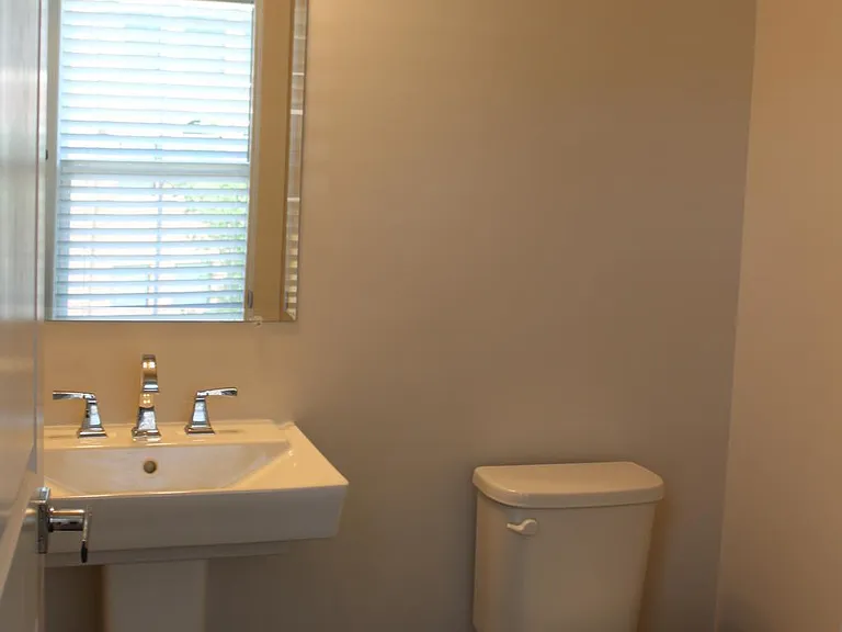22268 Philanthropic Dr — Photo 35