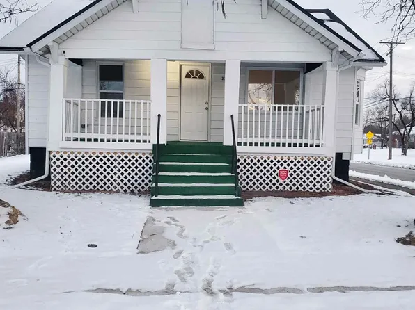 3155 Walnut St, Inkster, MI 48141