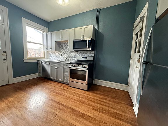 2nd image of 1444 N Humboldt Ave APT 1