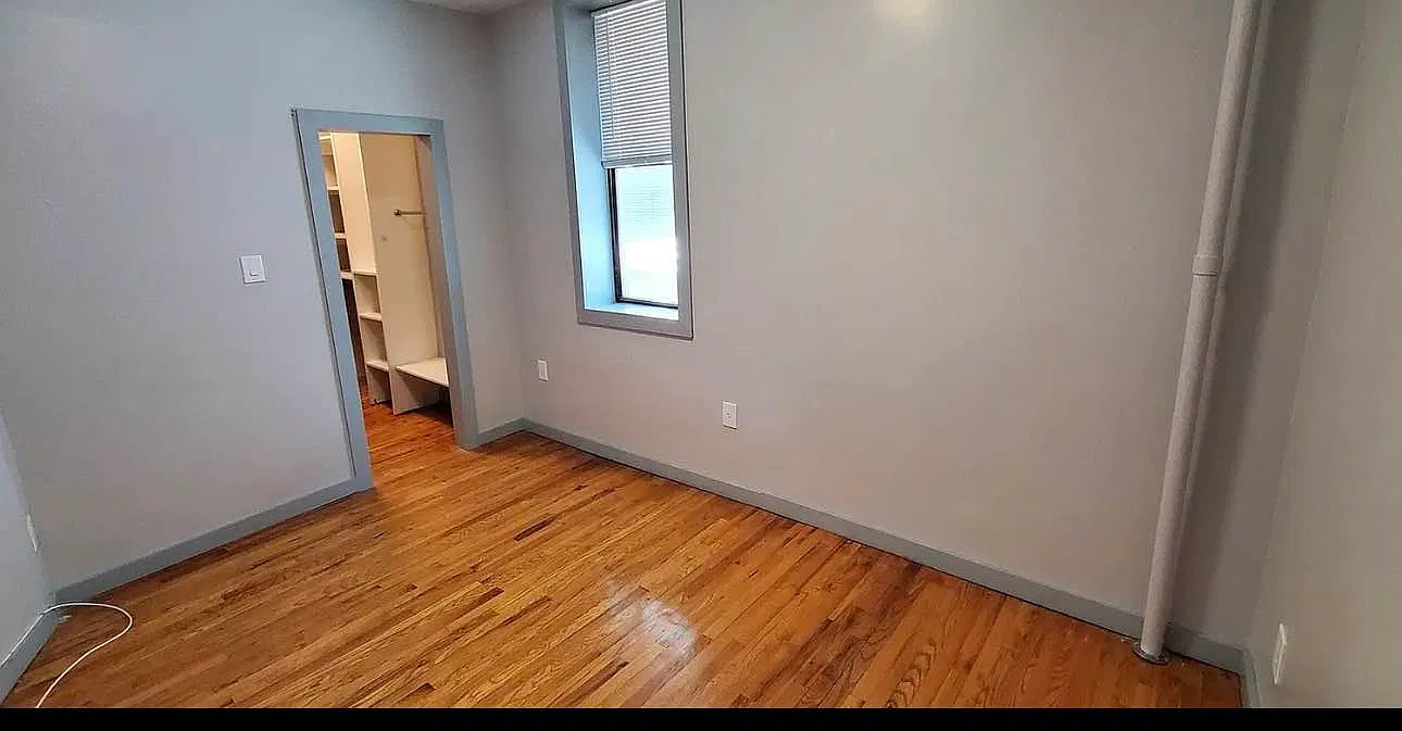 337 East 115th Street — Photo 4