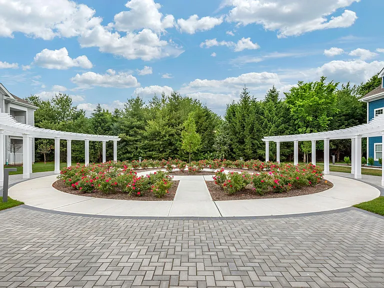 Birchwood at Cranbury — Photo 18