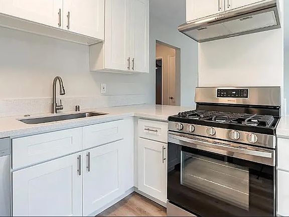 4th image of 4152 Mississippi St APT 6
