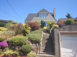 2530 28th Ave W, Seattle, WA 98199