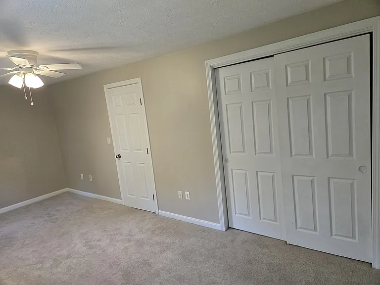 42 Andover Down — Photo 11