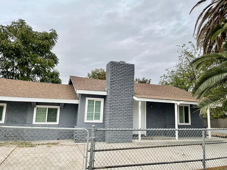 1801 W Hazelton Ave #A — Photo 23