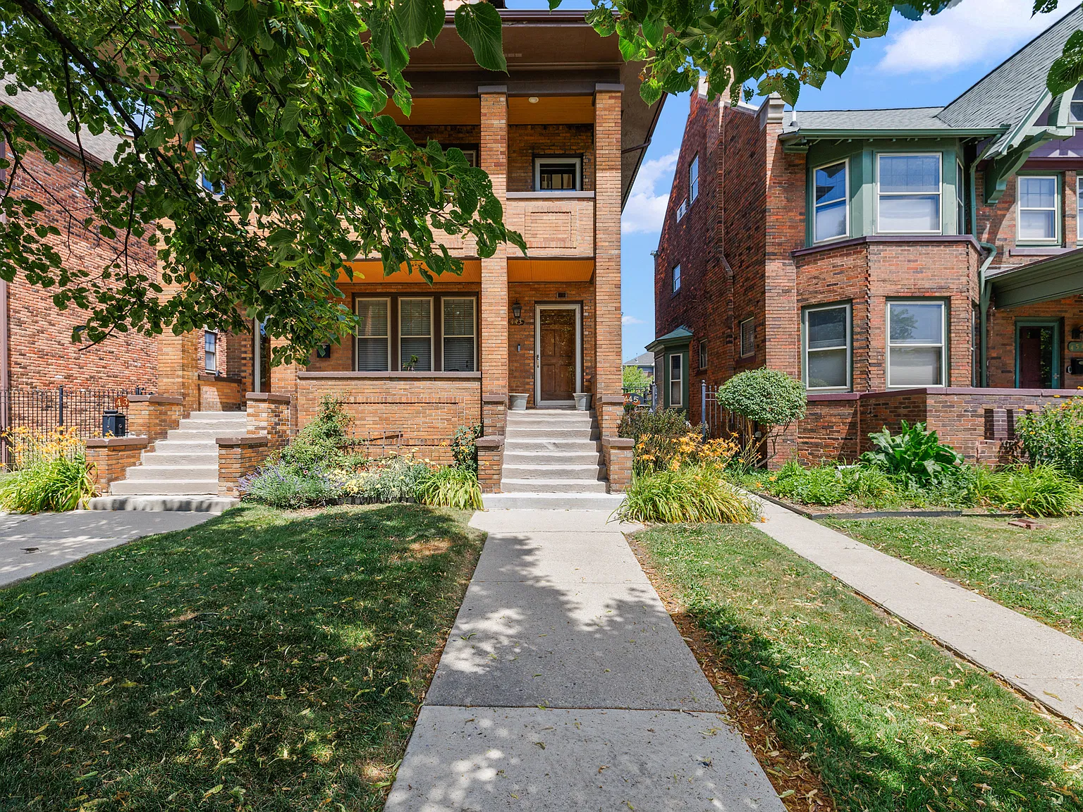 3 bed, 2152 sqft, $3,250 — Photo 2