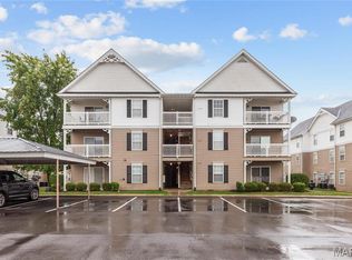 10200 Spring Creek Ln, O'Fallon, MO 63368