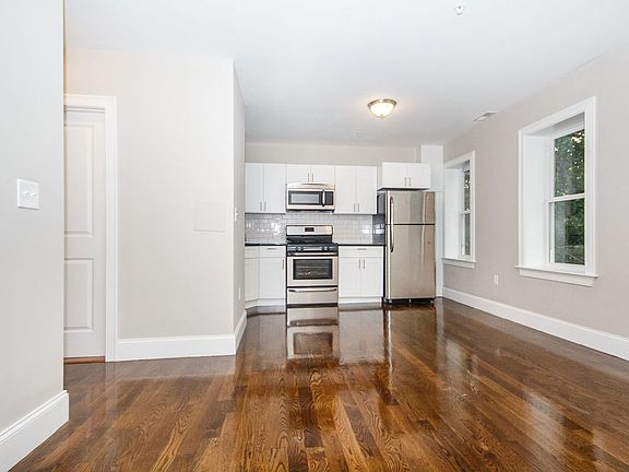 2nd image of 218 Havre St APT 3