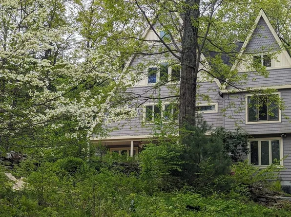 184 Old Bolton Rd, Stow, MA 01775