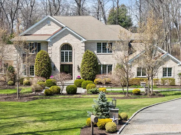 3 Martingale Gate, Nissequogue, NY 11780