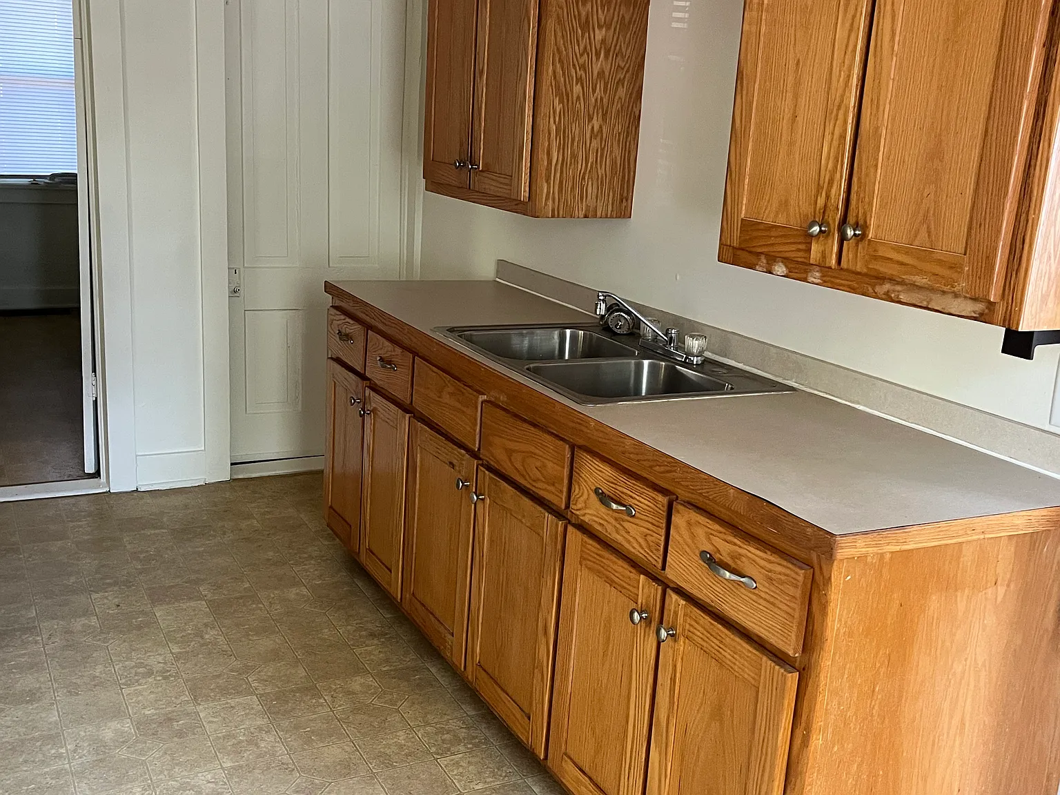 2146 Kentucky St — Photo 3